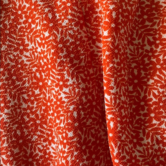 Crop summer top! - Picture 2 of 3